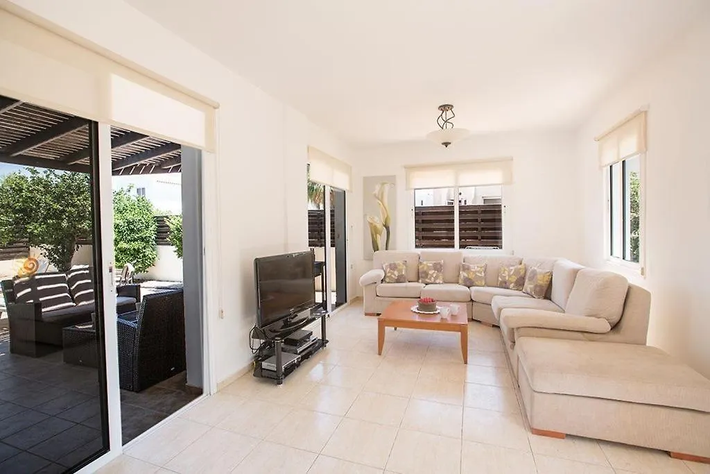Villa Protaras Eos, Modern 3Bdr Protaras Villa With Pool, Short Walk To All Beachresort Centre 0*,  Kypr