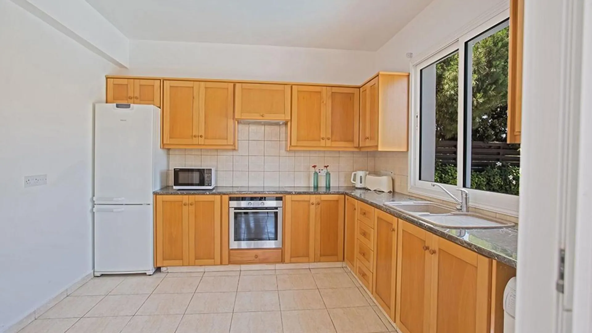 Villa Protaras Eos, Modern 3Bdr Protaras Villa With Pool, Short Walk To All Beachresort Centre