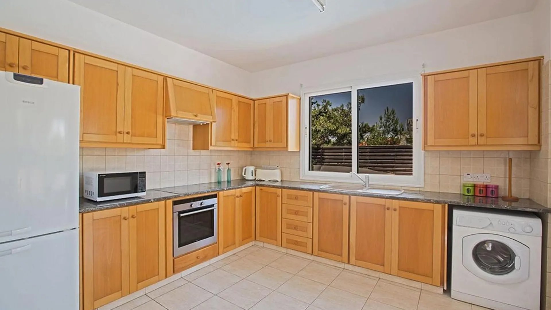 Villa Protaras Eos, Modern 3Bdr Protaras Villa With Pool, Short Walk To All Beachresort Centre