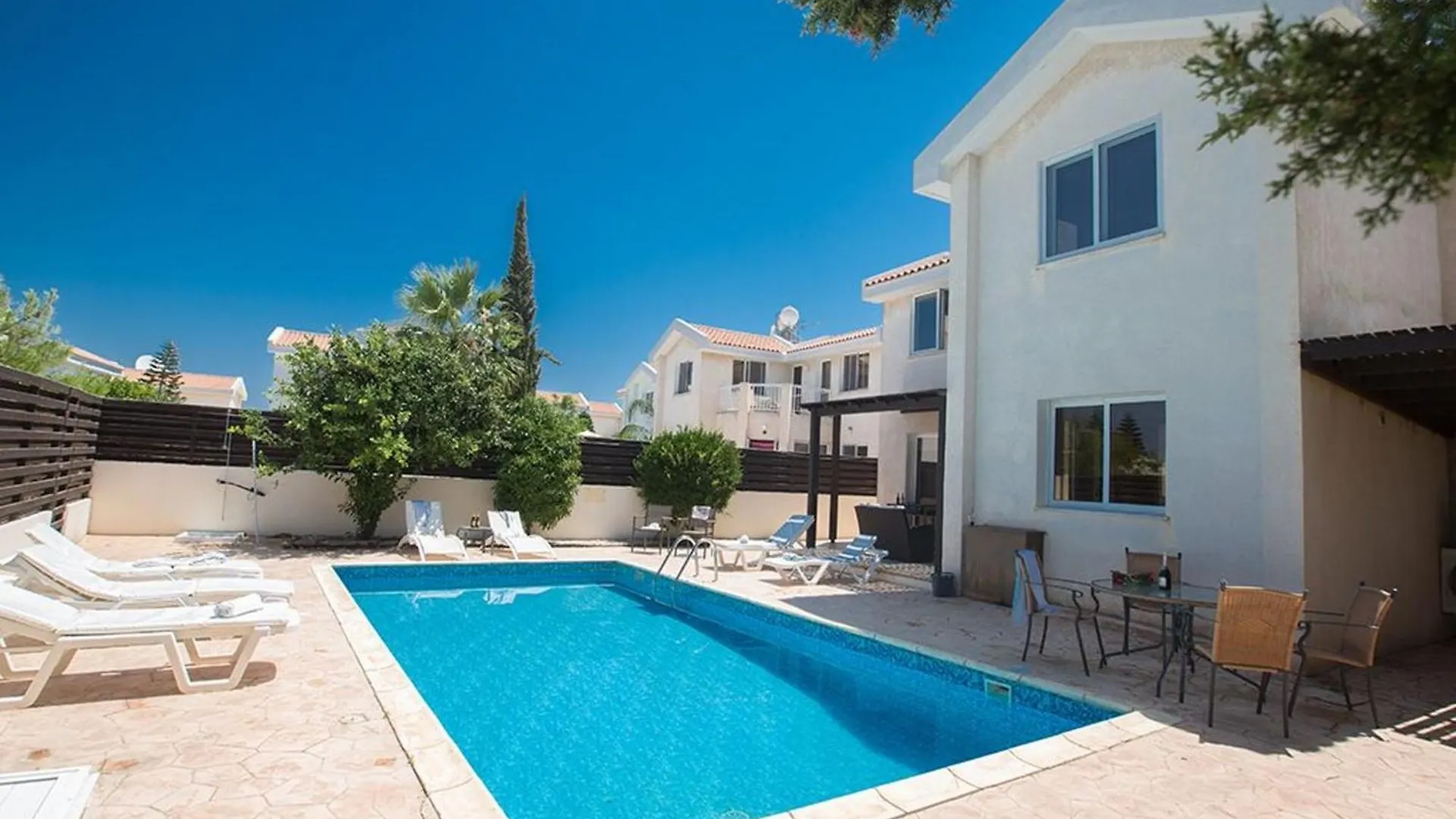 Villa Protaras Eos, Modern 3Bdr Protaras Villa With Pool, Short Walk To All Beachresort Centre